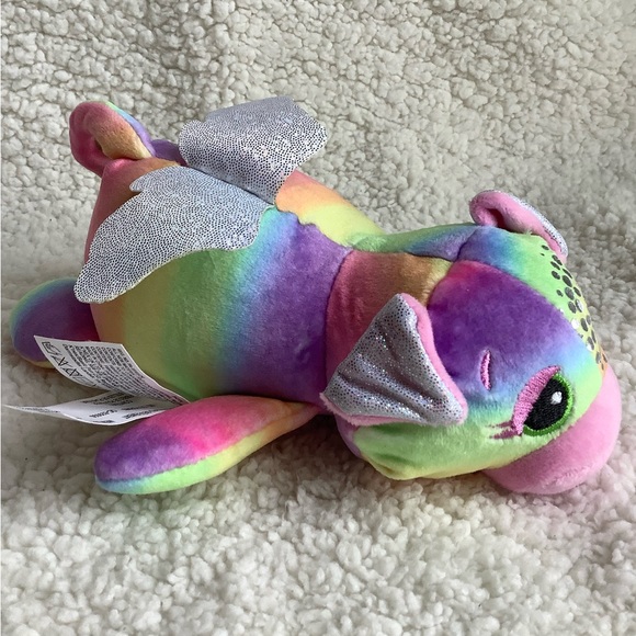 Cutetitos Partyitos 2021 Flying Pig Plush Stuffed Animal Toy No Wrap - Picture 9 of 12